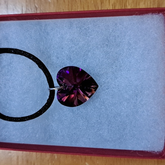 Evening Fuchsia Crystal Heart Necklace - Picture 3 of 6